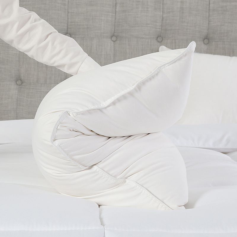 almohadas suaves y mullidas de airbnb