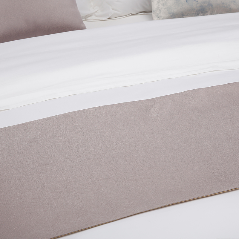 Bufanda de cama con corredor de cama tamaño queen floral gris